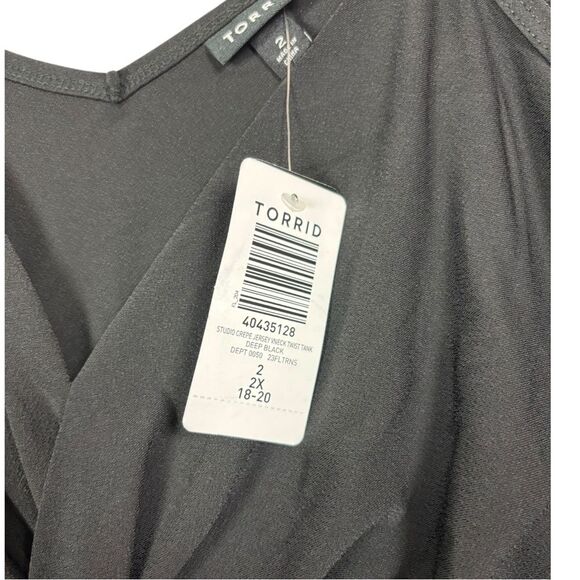 NWT Torrid Studio Crepe Jersey V Neck Twist Tank Black Sz 2x Office Work Classy - Picture 5 of 7